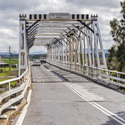 Morpeth Bridge over the Hunter River (3).jpg