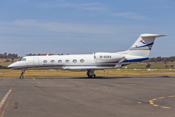 Deer Jet (B-8293) Gulfstream G450 at Wagga Wagga Airport